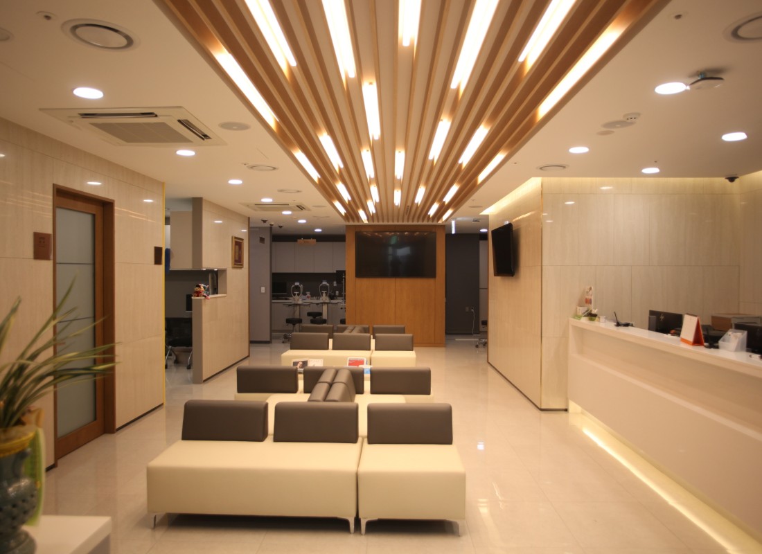 강남 CK 성모안과 인테리어